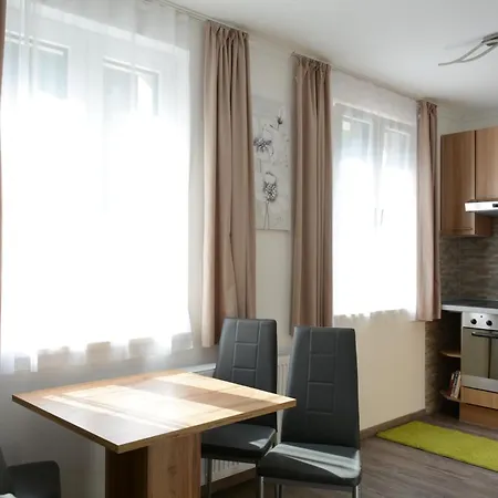 Lejlighed Gaestehaus Coco *